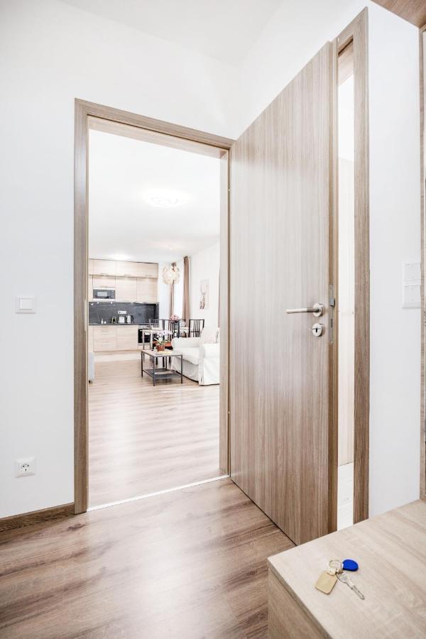 211 / 1 Bedroom / Modern Condo In City Center Budapest Exterior photo